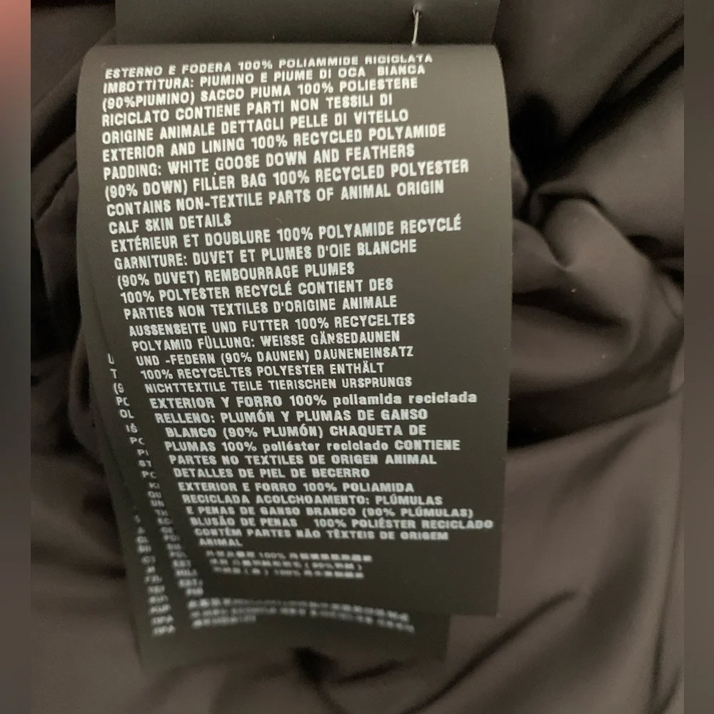 RRP$4,000 Prada Re-Nylon down puffer logo jacket in black NWT - Picture 11 of 13